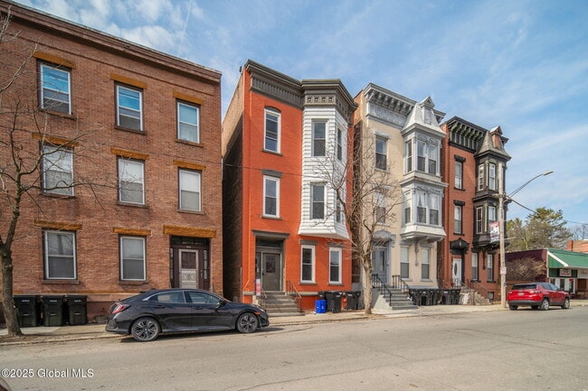 229 2nd St in Troy, NY - Building Photo - Building Photo