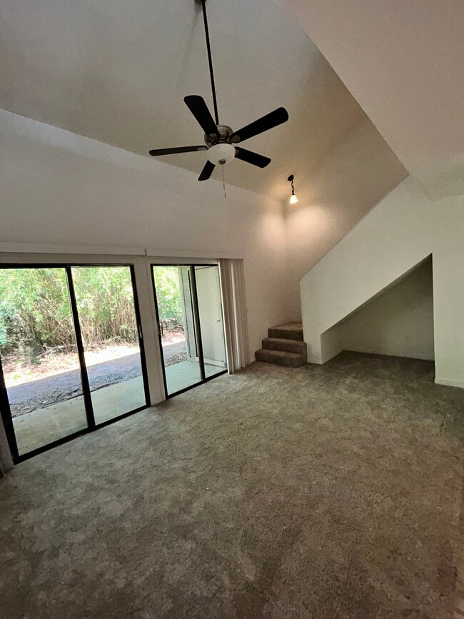 7200 SW 8th Ave