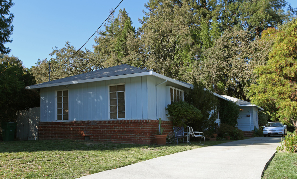 3672 Mosswood Dr in Lafayette, CA - Building Photo