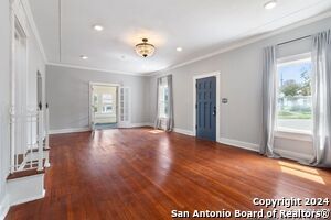 145 E Magnolia Ave in San Antonio, TX - Building Photo - Building Photo