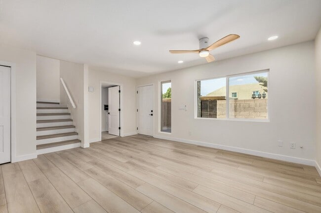 222 W Brown Rd in Mesa, AZ - Building Photo - Building Photo