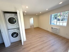 1316 Venice Blvd., Unit 08 in Los Angeles, CA - Foto de edificio - Building Photo