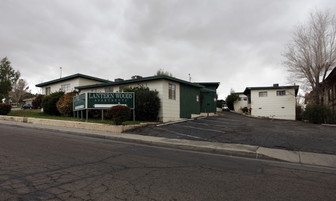 Lantern Woods Apartments