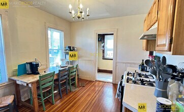 19 Turner St, Unit 1 in Boston, MA - Building Photo - Building Photo