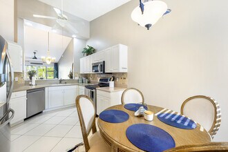 7966 Haven Dr in Naples, FL - Building Photo - Building Photo