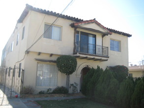 616 E Lomita Ave in Glendale, CA - Foto de edificio - Other