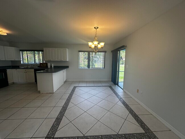 2226 SE Tiffany Ave in Port St. Lucie, FL - Building Photo - Building Photo