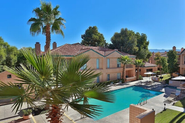 Emerald Pointe Apartments