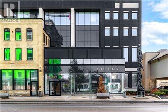 181 King St S in Waterloo, ON - Building Photo - Building Photo