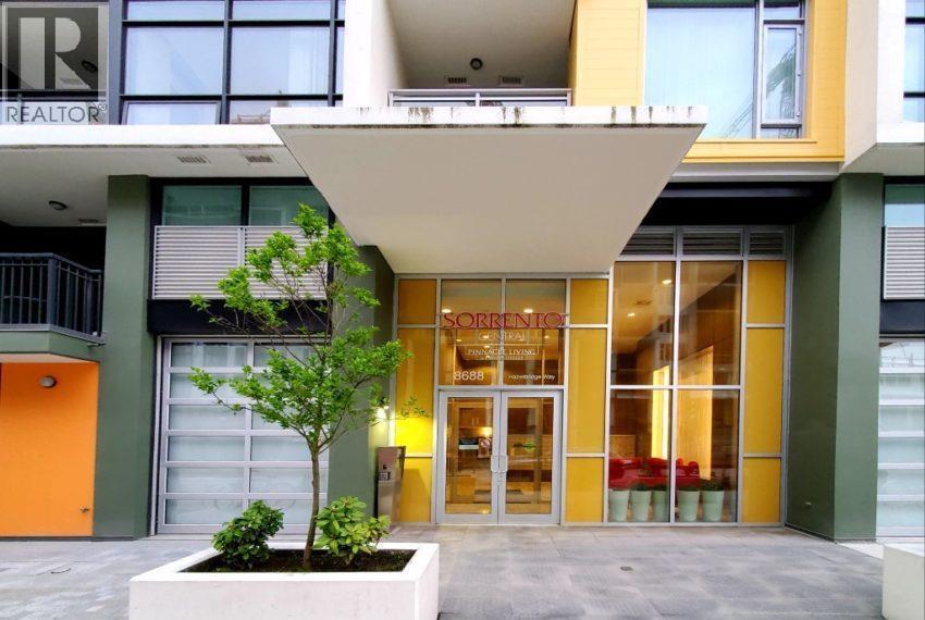 8688 Hazelbridge Wy in Richmond, BC - Building Photo