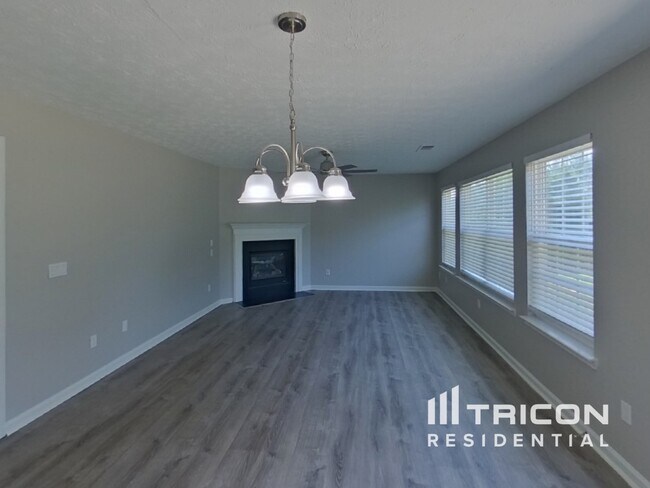 1631 Royal Ives Dr SE in Lawrenceville, GA - Building Photo - Building Photo