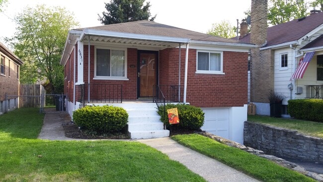 property at 6831a Buckingham