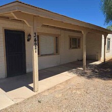 3427 E Flower St in Tucson, AZ - Foto de edificio - Building Photo