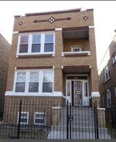 6546 S Rockwell St in Chicago, IL - Building Photo