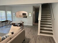 887 Wood St NW, Unit 885