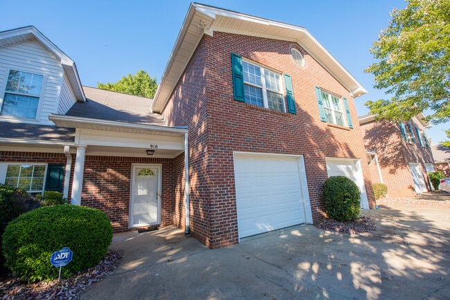 property at 2428 E University Dr