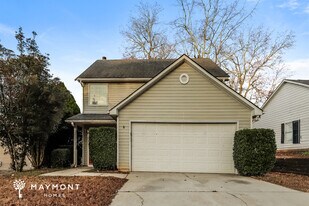 2810 Mill Lake Way in Morrow, GA - Building Photo