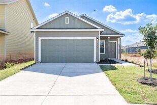 558 Gabbro Gdns in Maxwell, TX - Building Photo