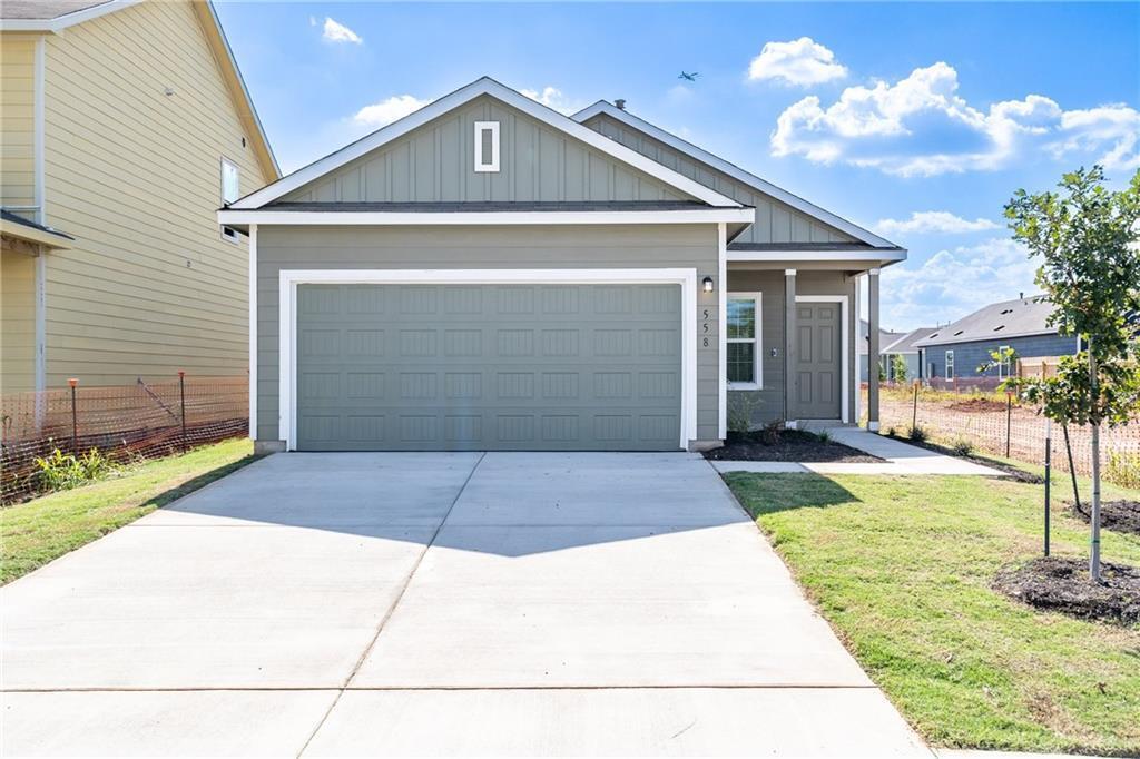 558 Gabbro Gdns in Maxwell, TX - Building Photo