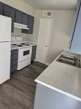 4263 N Bengston Ave, Unit 109 in Fresno, CA - Building Photo - Building Photo