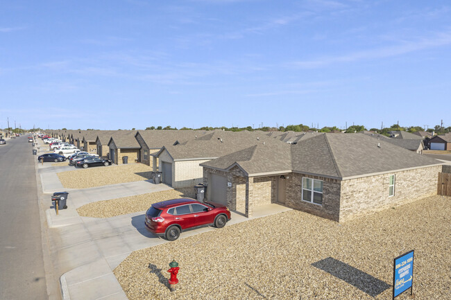 Cypress Grove in Lubbock, TX - Foto de edificio - Building Photo