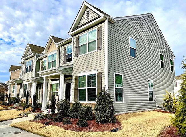102 Harvest Oaks Ln