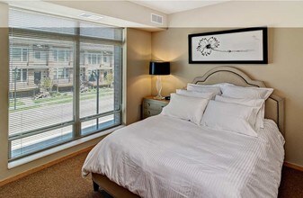 The Adagio in St. Louis Park, MN - Building Photo - Interior Photo