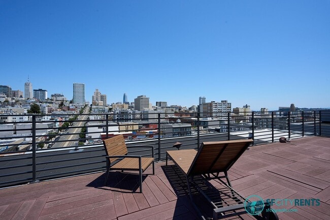 property at 1635 California St