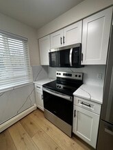 10729 W 38th Ave in Wheat Ridge, CO - Foto de edificio - Building Photo