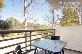 10989 Bluffside Dr in Los Angeles, CA - Building Photo - Building Photo
