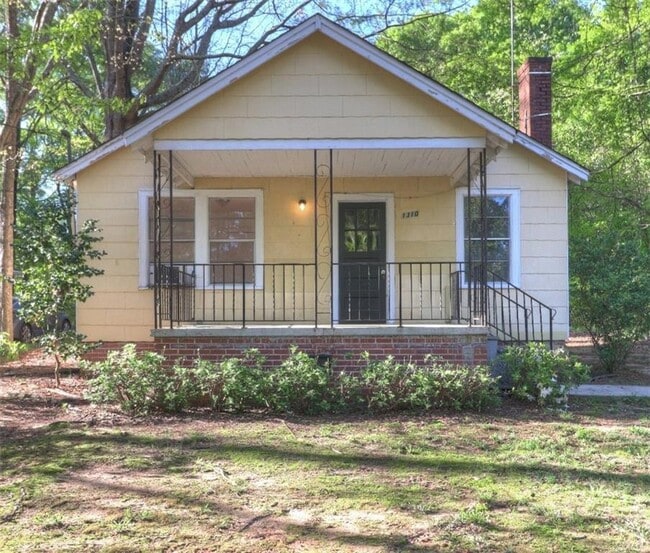 property at 1310 Winona Ave