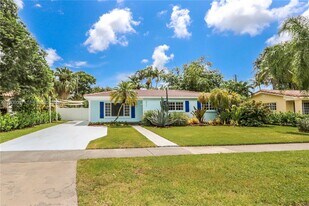 8035 SW 63rd Pl in South Miami, FL - Building Photo