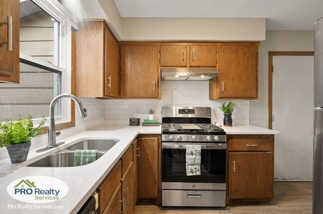 property at 23345 Yucca St NW