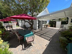 303 N Waverly St in Orange, CA - Building Photo - Building Photo
