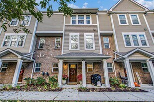 594 Anne Ave in Brighton, MI - Building Photo