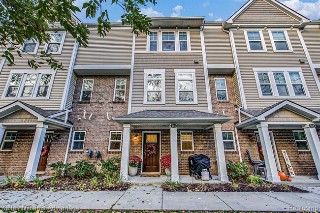 property at 594 Anne Ave