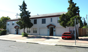 335-341 Illinois St Apartamentos