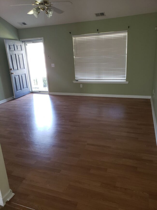 312 Rosemount Dr in Florence, SC - Building Photo - Building Photo