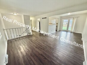 408 SW Shamrock Pl in Blue Springs, MO - Building Photo - Building Photo