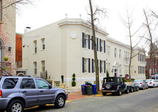 Apartment 201, Potomac House in Washington, DC - Building Photo - Building Photo