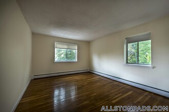 84 Gardner St in Boston, MA - Building Photo - Building Photo