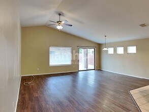 4013 E Shadow Branch Dr in Tucson, AZ - Building Photo - Building Photo