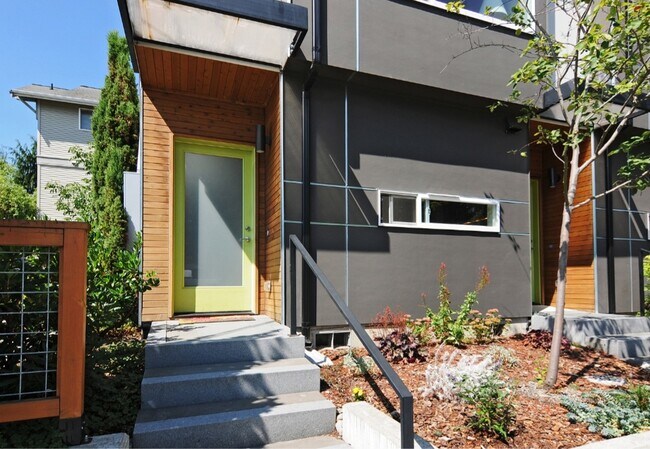4717 Phinney Avenue North in Seattle, WA - Building Photo - Building Photo