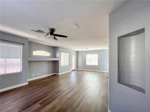8589 Peaceful Dreams St in Las Vegas, NV - Building Photo - Building Photo