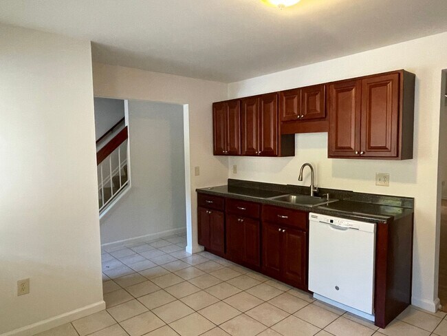 1358 Hazel Nut Ct in Annapolis, MD - Building Photo - Building Photo