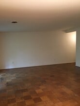 10304 Rockville Pike in Rockville, MD - Building Photo - Building Photo