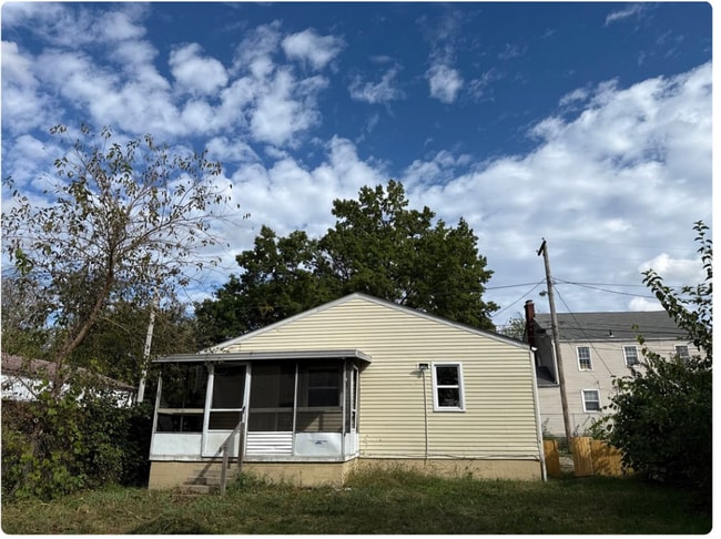 property at 2322 Pontiac St