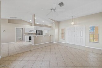 1105 NE 5th Ave in Cape Coral, FL - Building Photo - Building Photo