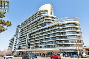 2885 Bayview Ave in Toronto, ON - Building Photo