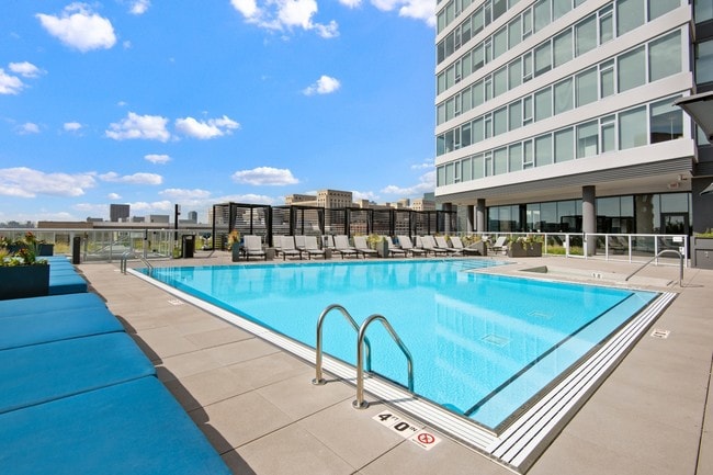 The Cooper in Chicago, IL - Building Photo - Building Photo